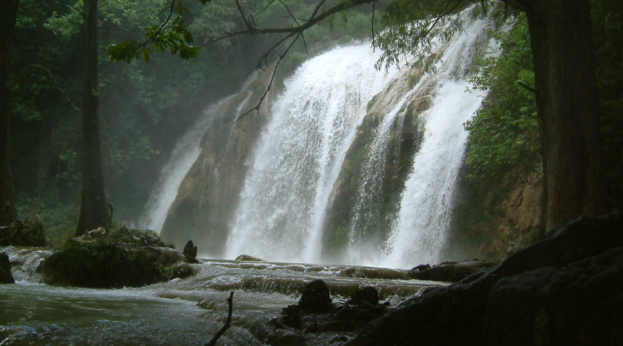 Velo de novia waterfall at Chiflon falls in Chiapas, Mexico Stock Photo